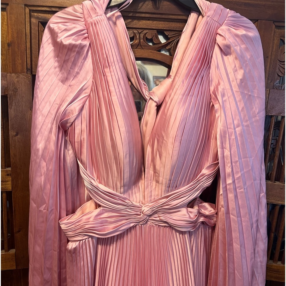 (356) ❤️ BNWT MAC DUGGAL 
Long Sleeve Cut Out Gown #26737 - Picture 6 of 12